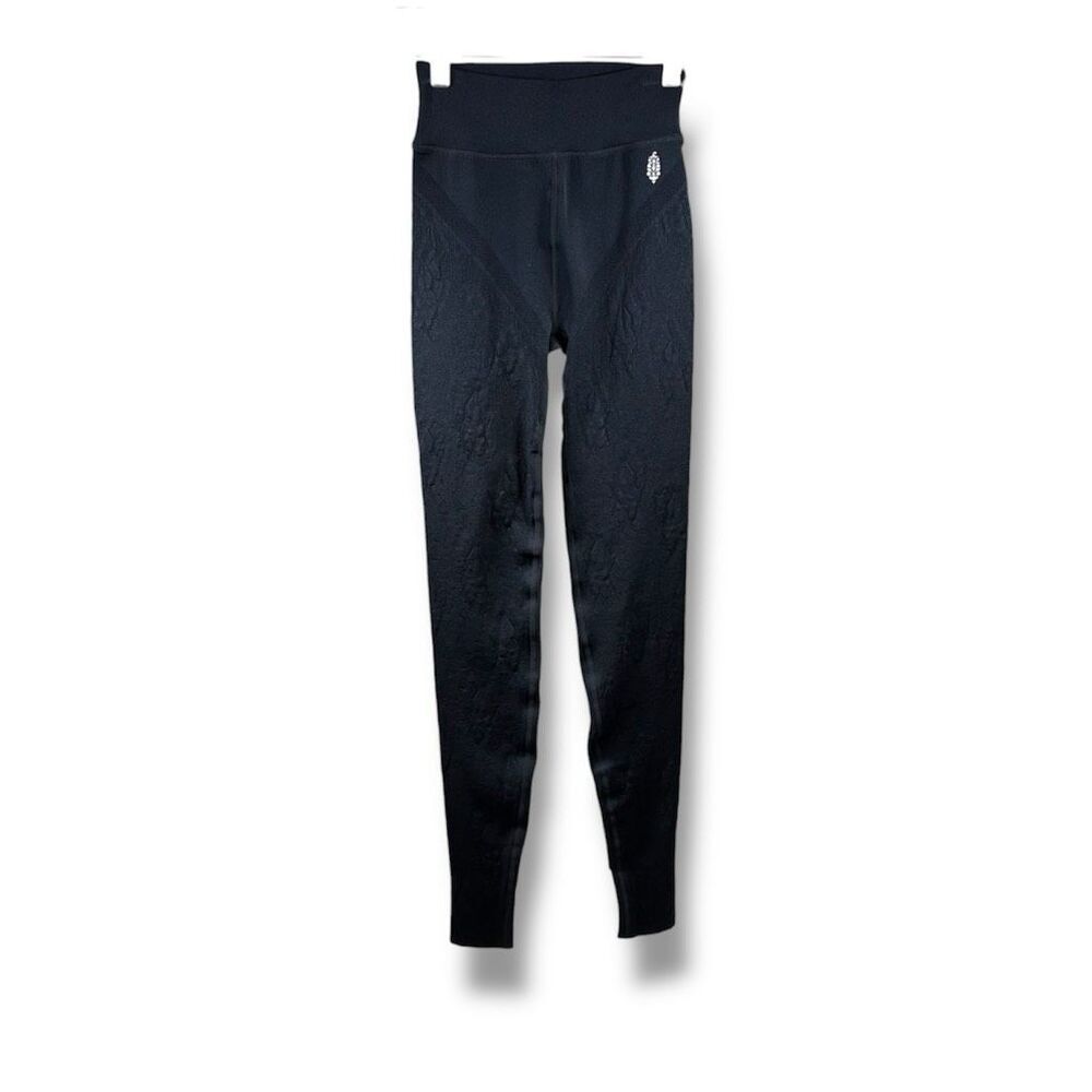 Free People Movement NWT HighRise Full Length Stirrup Leggings in Black Size XS